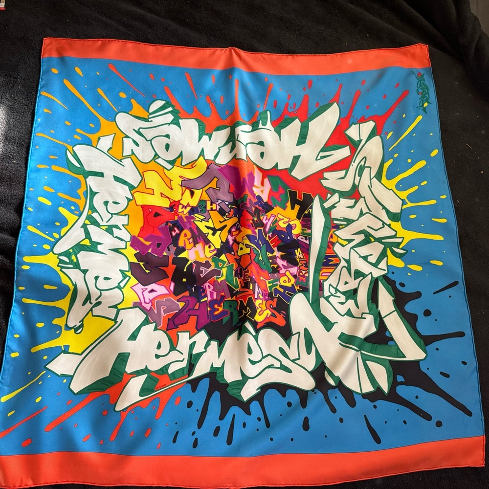 Graff Graffiti Blue Red 90cm Hermes Scarf